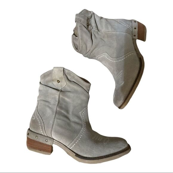 Sundance | Minty Sage Suede Handmade Etta Booties Ankle Boots Booties | 6 - Picture 2 of 6